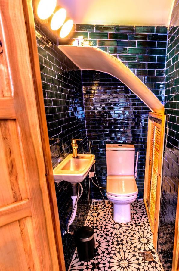 Old World Charm, Modern Comfort Şafşavan Dış mekan fotoğraf