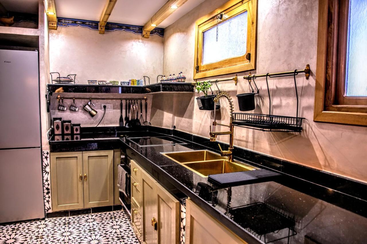Old World Charm, Modern Comfort Şafşavan Dış mekan fotoğraf